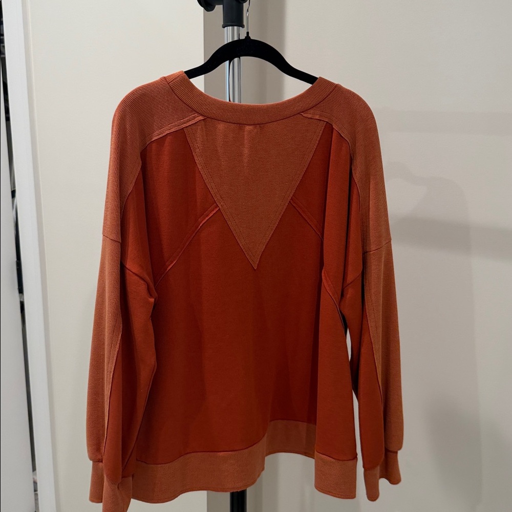 POL Warm Rust Ribbed Top - Picture 6 of 6